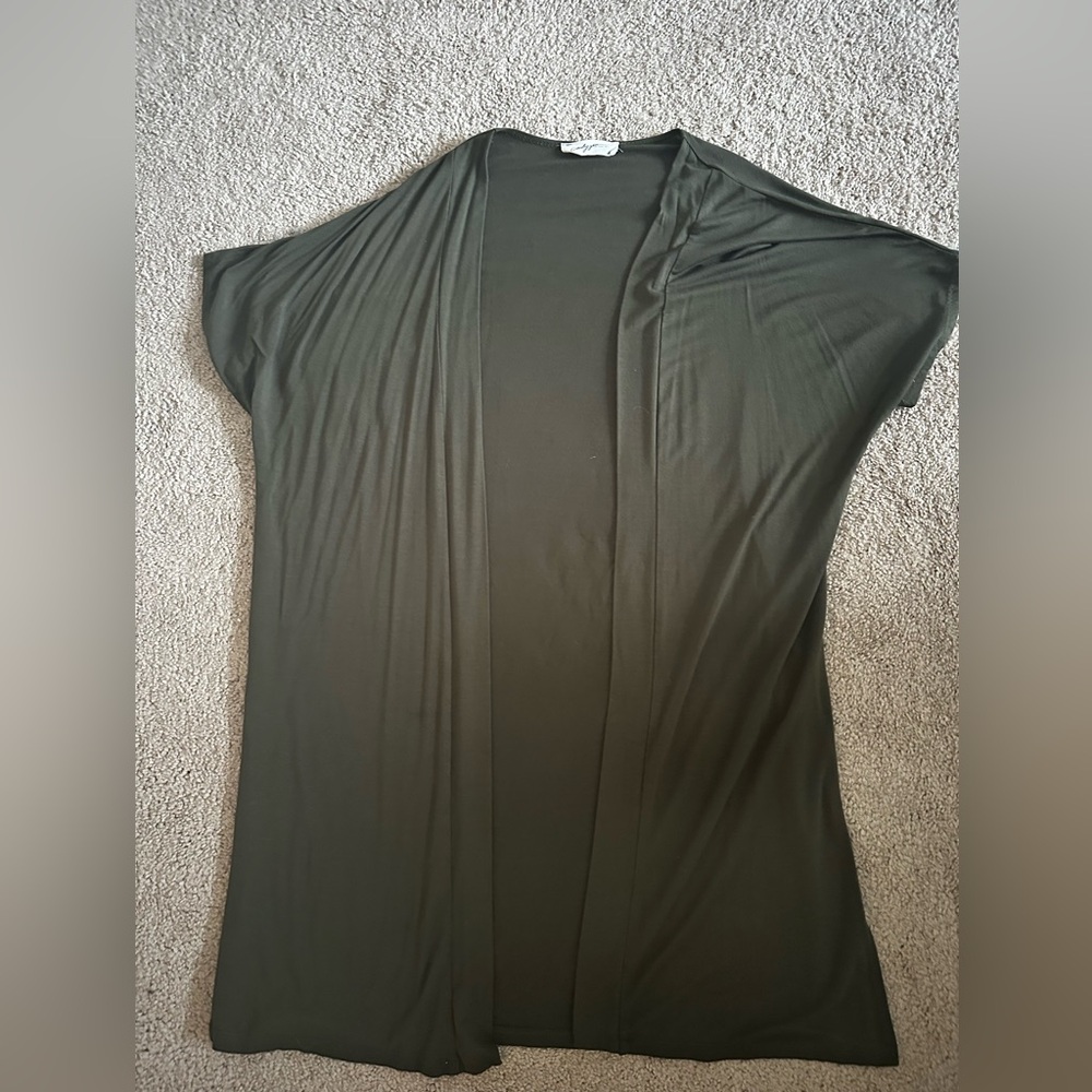 Short Sleeve kimono - olive green, size small